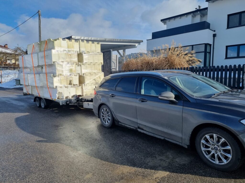 Mietanhänger - KFZ Transporter 2700kg
